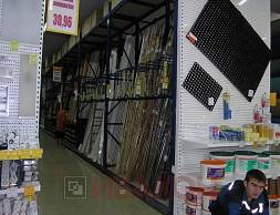 Сеть строительных супермаркетов "Перестройка": стеллажи Cash&Carry, рулонные